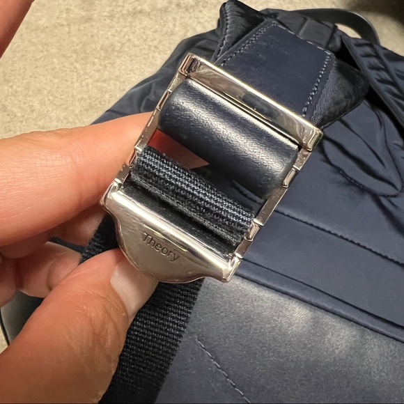 Theory backpack - Picture 5 of 7